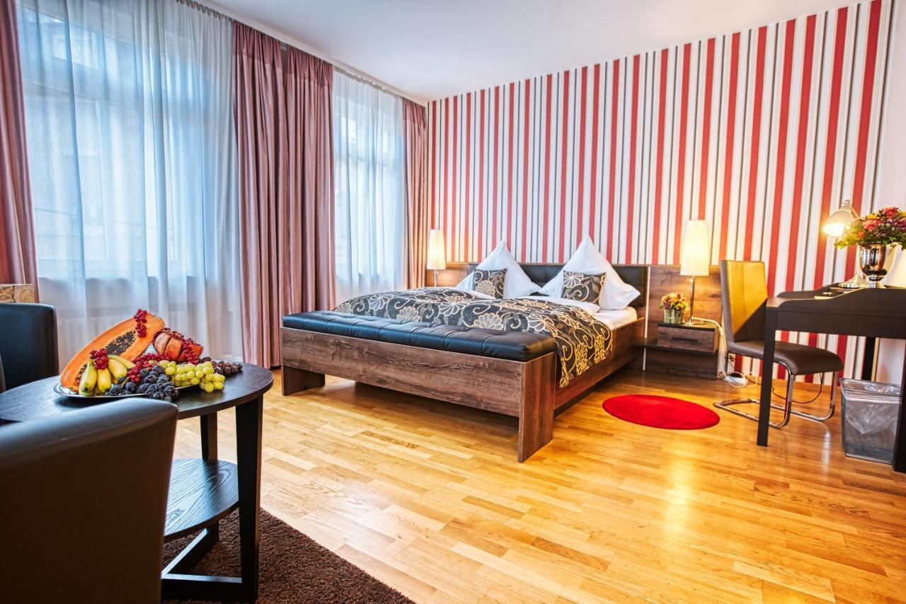 Suiten Hotel Dependance Laterne Baden-Baden Zewnętrze zdjęcie